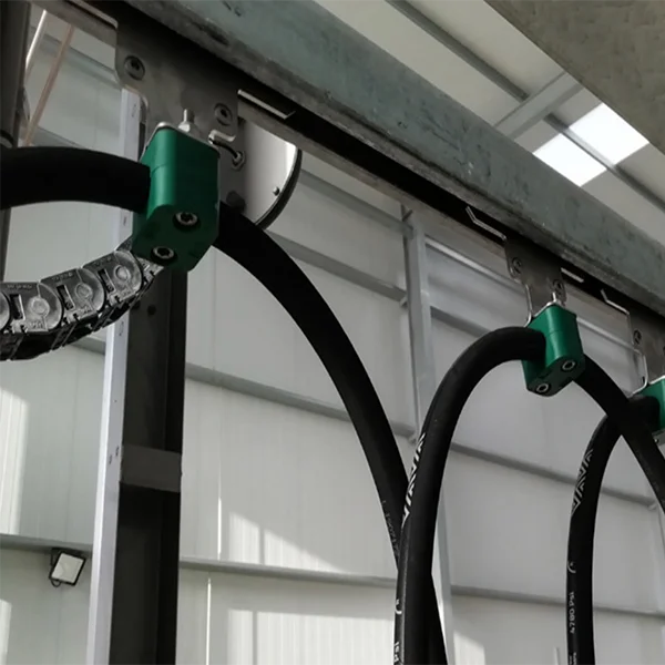 Culisare furtune și pistoale